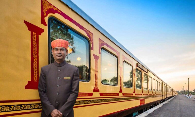 Train Palace on Wheels
